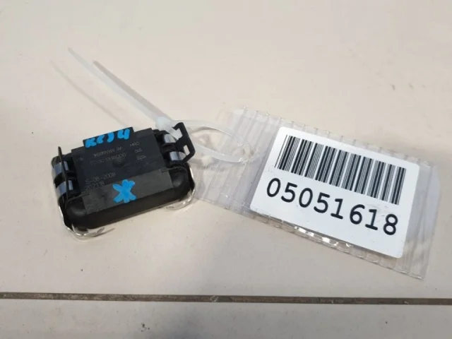 Датчик дождя для Volkswagen Passat Variant (B6, Typ 3C) 2004-2010 на фотографиях