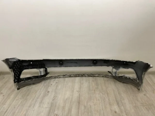 Бампер для Volkswagen Passat (B8.5) Variant, R-line, GTE 2019+ на фотографиях