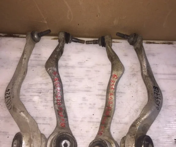 Рычаг передний правый верхний для BMW 3er F30 2011-2019 на фотографиях