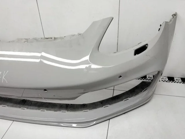 Бампер передний для Porsche Panamera Универсал 2017-2024 на фотографиях