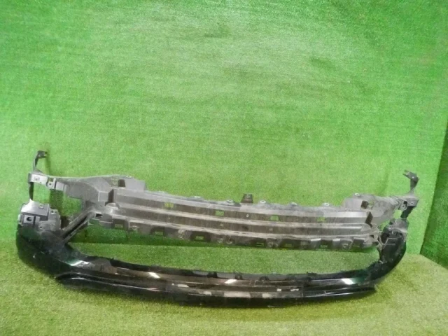 Бампер передний для Infiniti QX 80 2013-2022 на фотографиях