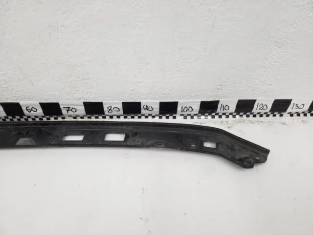 Кронштейн подушки двигателя для Toyota Land Cruiser 200 (JDM) 2007-2013 на фотографиях