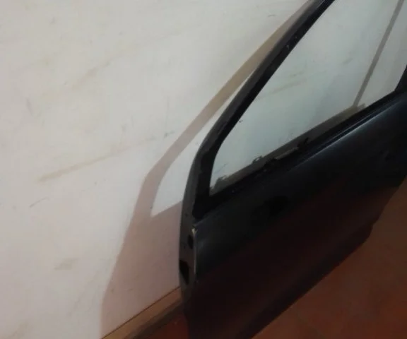 Дверь передняя левая для Citroen C4 Седан 2010-2016 на фотографиях