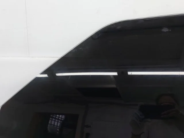 Стекла и зеркала для Infiniti QX 56 2010-2014 на фотографиях