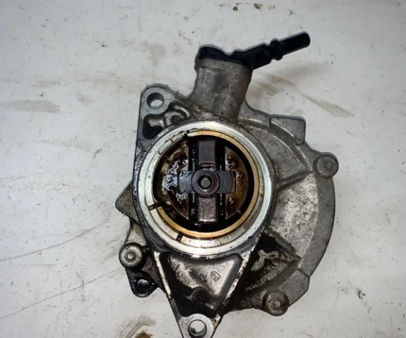 Вакуумный усилитель тормозов для Citroen C4 Хэтчбек 2004-2011 на фотографиях