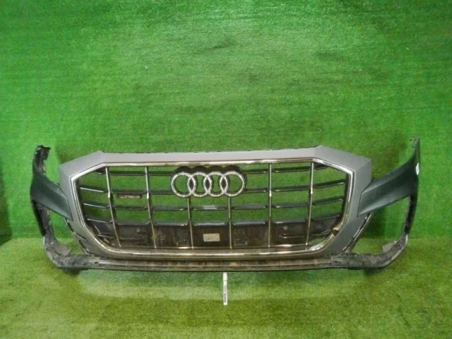 Бампер передний для Audi Q8 4M 2018-2023 на фотографиях