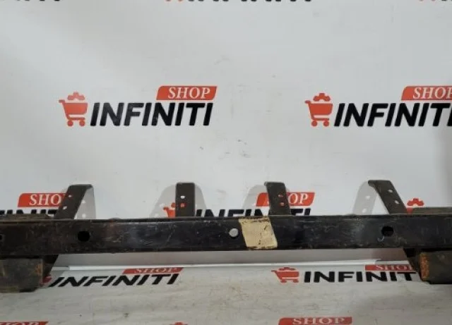 Усилитель переднего бампера для Infiniti QX 80 2013-2022 на фотографиях
