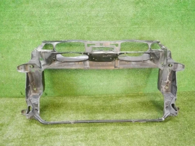 Панель радиатора (телевизор) для Porsche Panamera 970 rest 2013-2016 на фотографиях