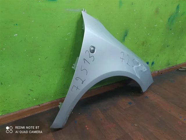 Крыло правое для Skoda Fabia 5J Estate 2007-2015 на фотографиях