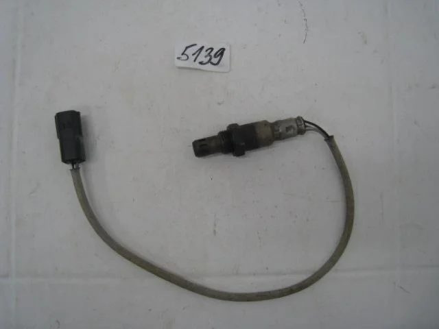 Лямбда-зонд (второй) для Nissan X-Trail T31 RU 2007-2014 на фотографиях