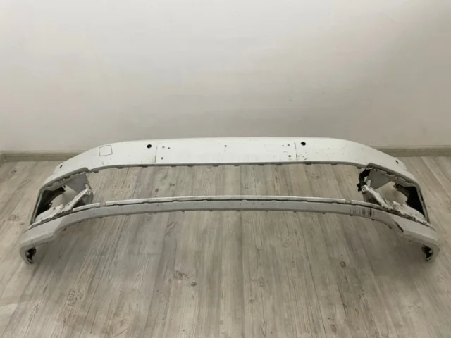 Бампер для Volkswagen Passat (B8.5) Variant, R-line, GTE 2019+ на фотографиях