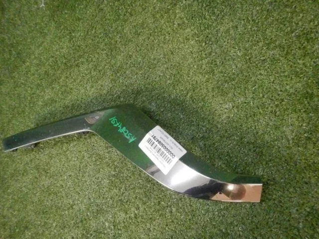 Молдинг переднего бампера левый для Infiniti QX 80 2013-2022 на фотографиях