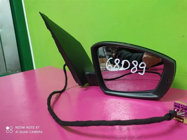 Стекла и зеркала для Volkswagen Polo V (6R) 2009-2014 на фотографиях