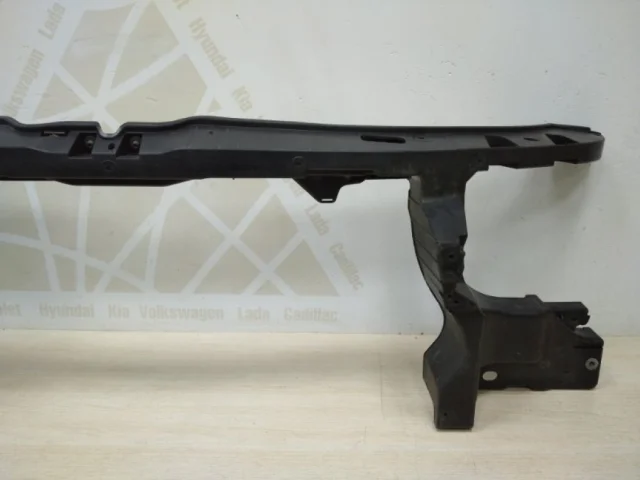 Панель радиатора (телевизор) для Volkswagen Caddy IV (2K) 2015-2020 на фотографиях