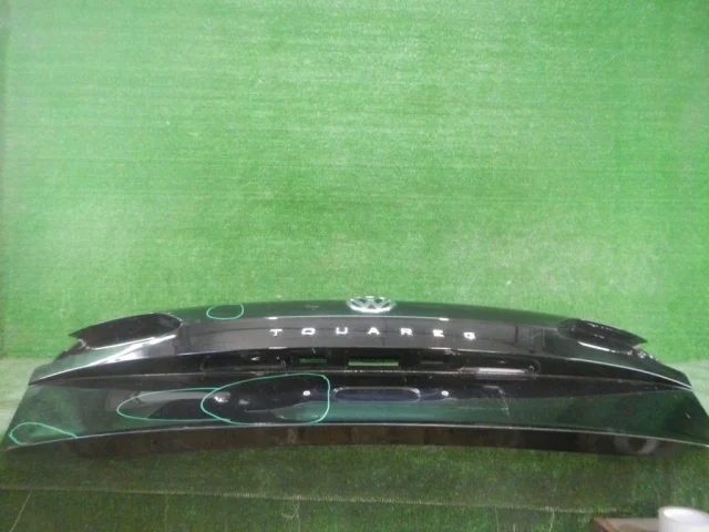 Дверь багажника для Volkswagen Touareg III (CR) 2018+ на фотографиях