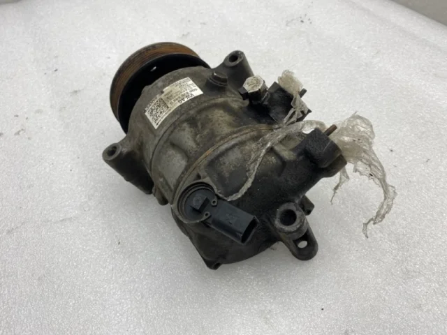 Компрессор кондиционера для Skoda Rapid I NH3 2012-2017 на фотографиях