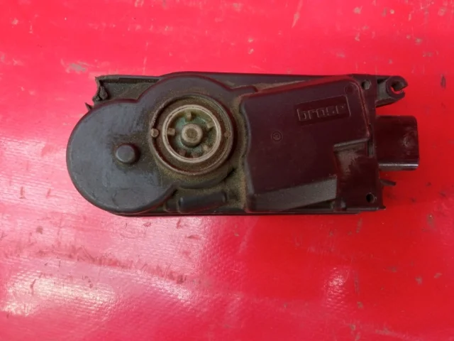 Моторчик корректора фары для BMW 5er G30 2016-2023 на фотографиях