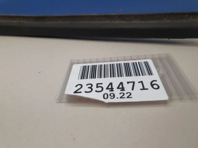 Молдинг двери задний левый для Suzuki SX4 2006-2009 на фотографиях