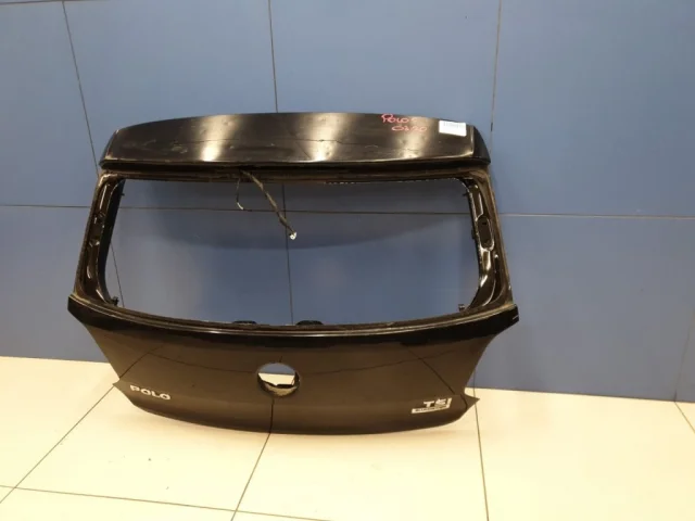 Крышка багажника для Volkswagen Polo V (6R) 2009-2014 на фотографиях