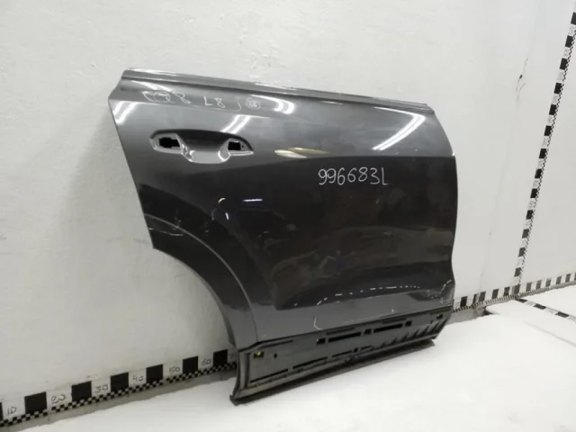 Дверь задняя правая для Audi Q8 4M 2018-2023 на фотографиях