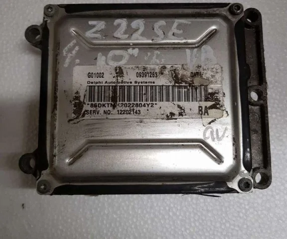 Блок управления двигателем для Opel Vectra B Caravan 1996-2003 на фотографиях