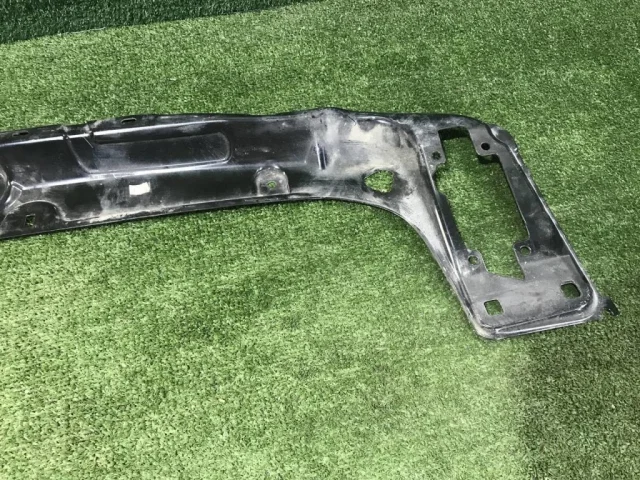 Панель радиатора (телевизор) для BMW 1er Ф21 2012-2014 на фотографиях