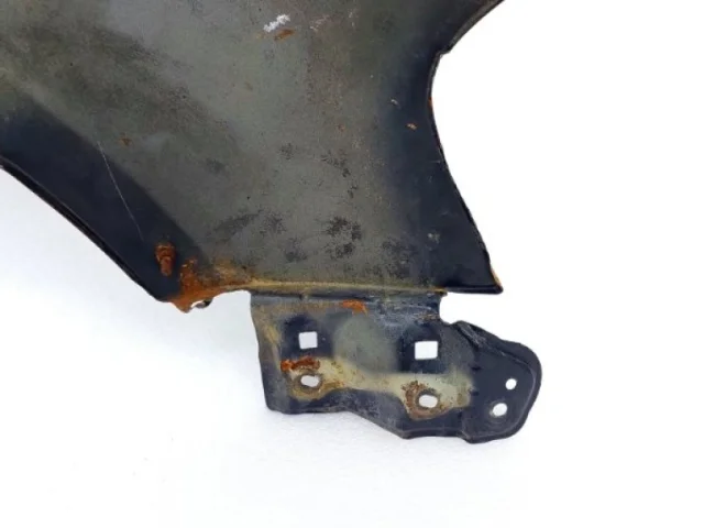 Крыло правое для Suzuki SX4 2013-2016 на фотографиях