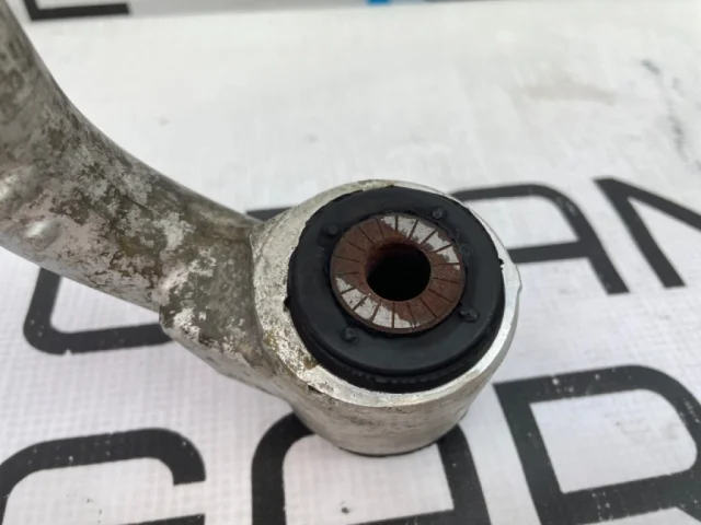 Рычаг передний левый верхний для Mercedes-Benz M class W163 1998-2005 на фотографиях