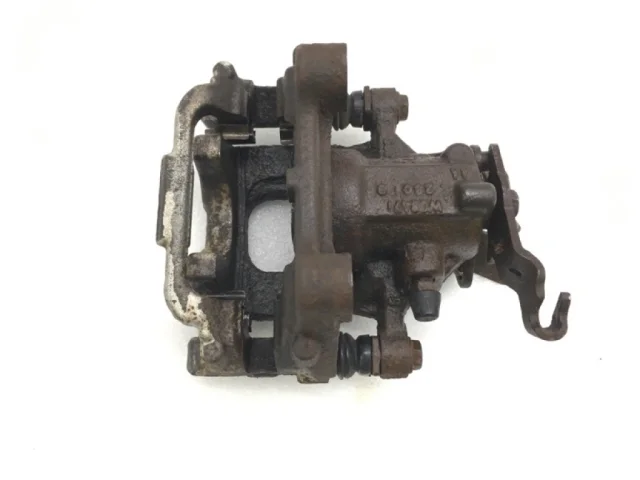 Суппорт задний правый для Skoda Octavia A5 на фотографиях