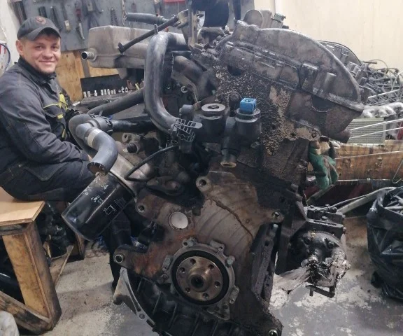 Двигатель для Audi A4 B5 Avant 1994-2001 на фотографиях