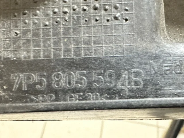 Панель радиатора (телевизор) для Porsche Cayenne 958 Rest 2014-2018 на фотографиях