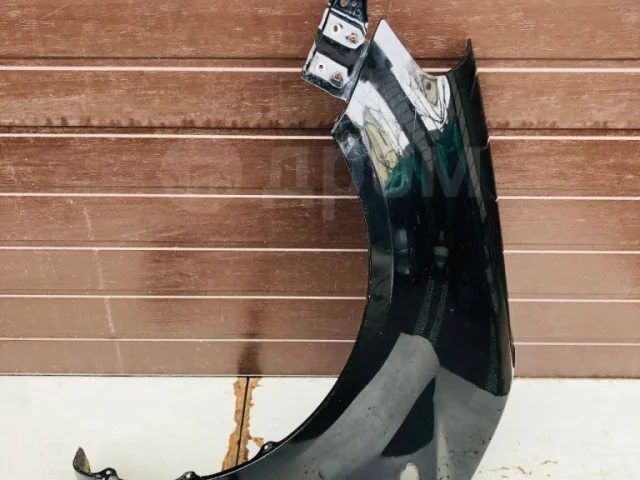 Крыло левое для Suzuki SX4 2013-2016 на фотографиях