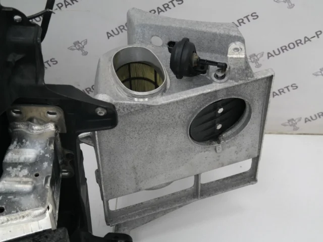 Панель радиатора (телевизор) для Porsche Panamera 970 rest 2013-2016 на фотографиях