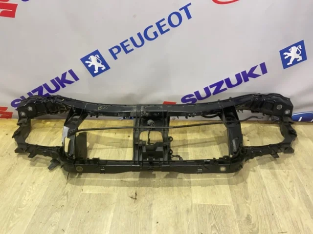 Панель радиатора (телевизор) для Ford Galaxy CD340 2006-2015 на фотографиях