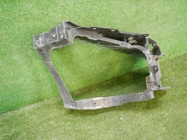 Рамка фары левая для Mercedes-Benz S class W222 2013-2017 на фотографиях