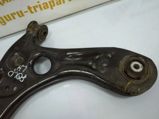 Рычаг передний левый нижний для Volkswagen Polo V (6C) Седан 2015-2020 на фотографиях