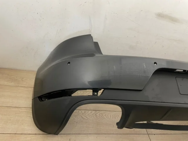 Бампер задний для Porsche Macan 95B 2014-2023 на фотографиях