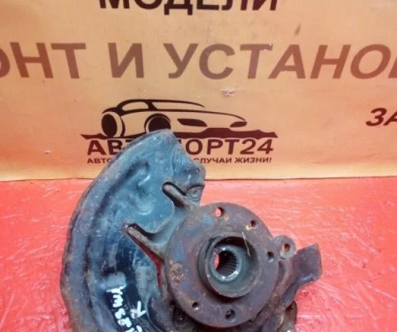 Кулак поворотный правый для Renault Scenic JM 2003-2006 на фотографиях