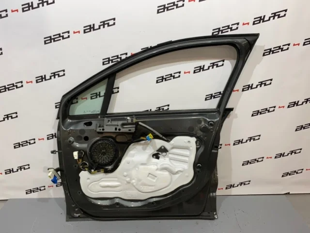 Двери для Citroen C4 Седан 2010-2016 на фотографиях