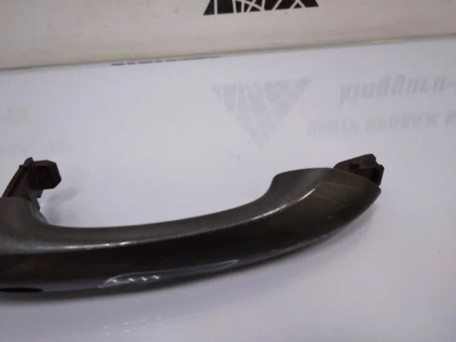 Ручка двери передняя правая внешняя для Hyundai Tucson NX4 2020+ на фотографиях