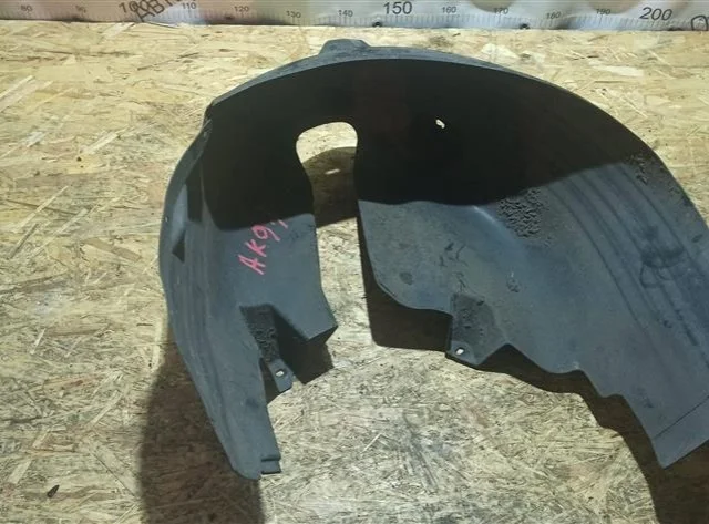 Крылья для Opel Astra J Sports Tourer 2009-2017 на фотографиях