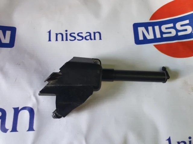 Фароомыватель левый для Nissan X-Trail T32 RU 2015-2022 на фотографиях