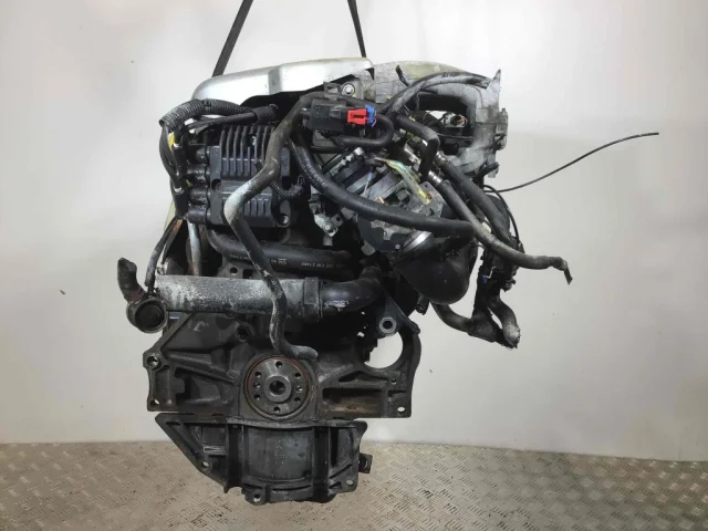 Двигатель без навесного для Opel Astra G TwinTop 1998-2005 на фотографиях