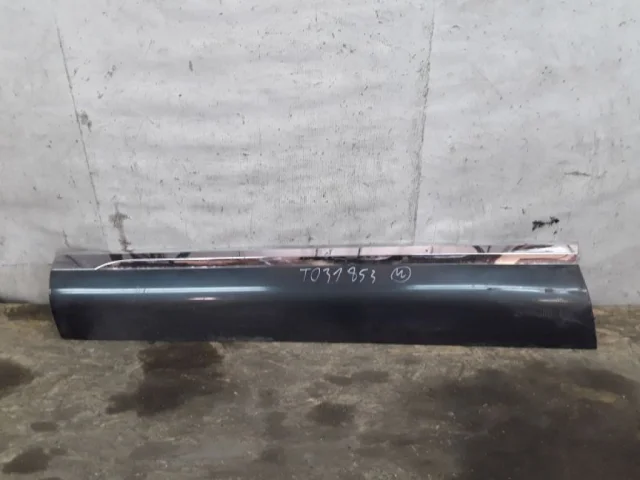 Накладка на дверь передняя левая для Volkswagen Touareg II (7P5) Rest 2014-2018 на фотографиях