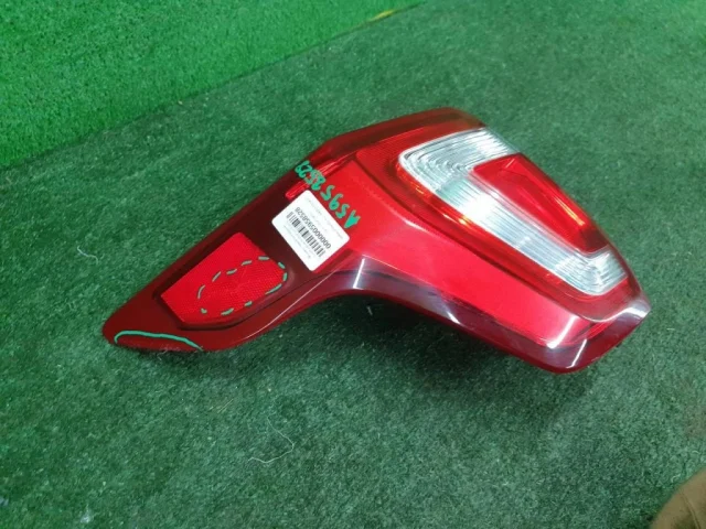 Фонарь левый для Ford Explorer U502 rest 2014-2019 на фотографиях