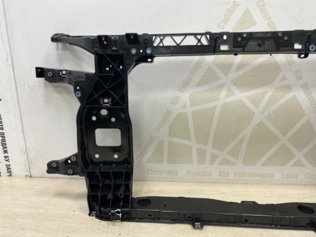 Панель радиатора (телевизор) для Hyundai Tucson NX4 2020+ на фотографиях