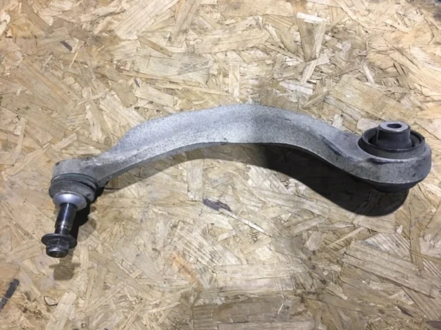 Рычаг передний левый нижний для BMW 5er Ф10 2010-2013 на фотографиях