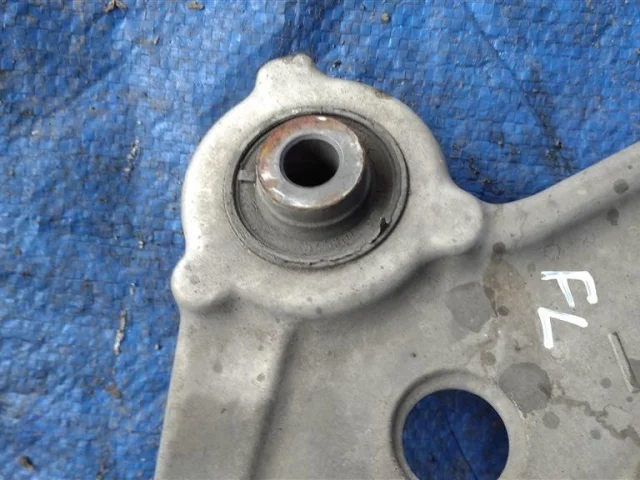 Рычаг передний левый нижний для Nissan Teana J32 2008-2013 на фотографиях