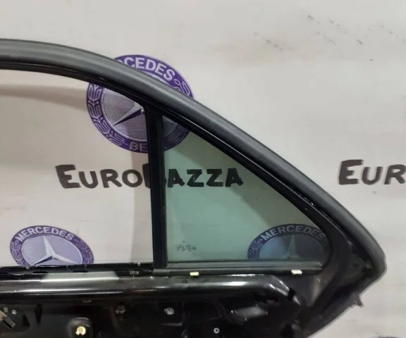 Дверь задняя правая для Mercedes-Benz C class W202 1993-2001 на фотографиях