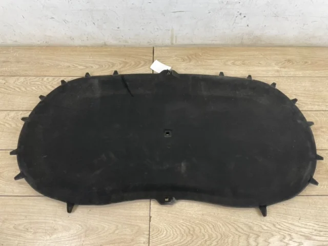 Шумоизоляция капота для Volkswagen Tiguan I NF 2006-2017 на фотографиях